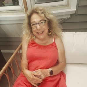 Meet your Posher, Arlene